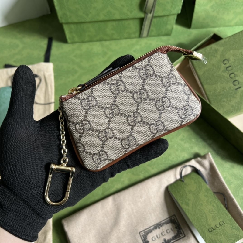 G*u*i wallets & purse